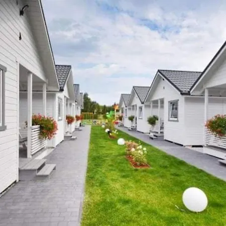 Single-story Homes With Terraces *