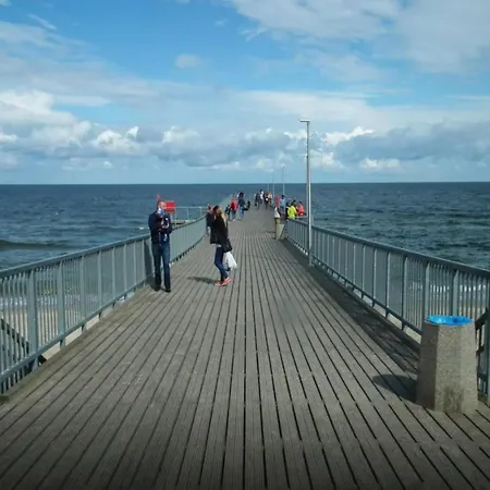 Single-story Homes With Terraces Сasa de vacaciones Chłopy